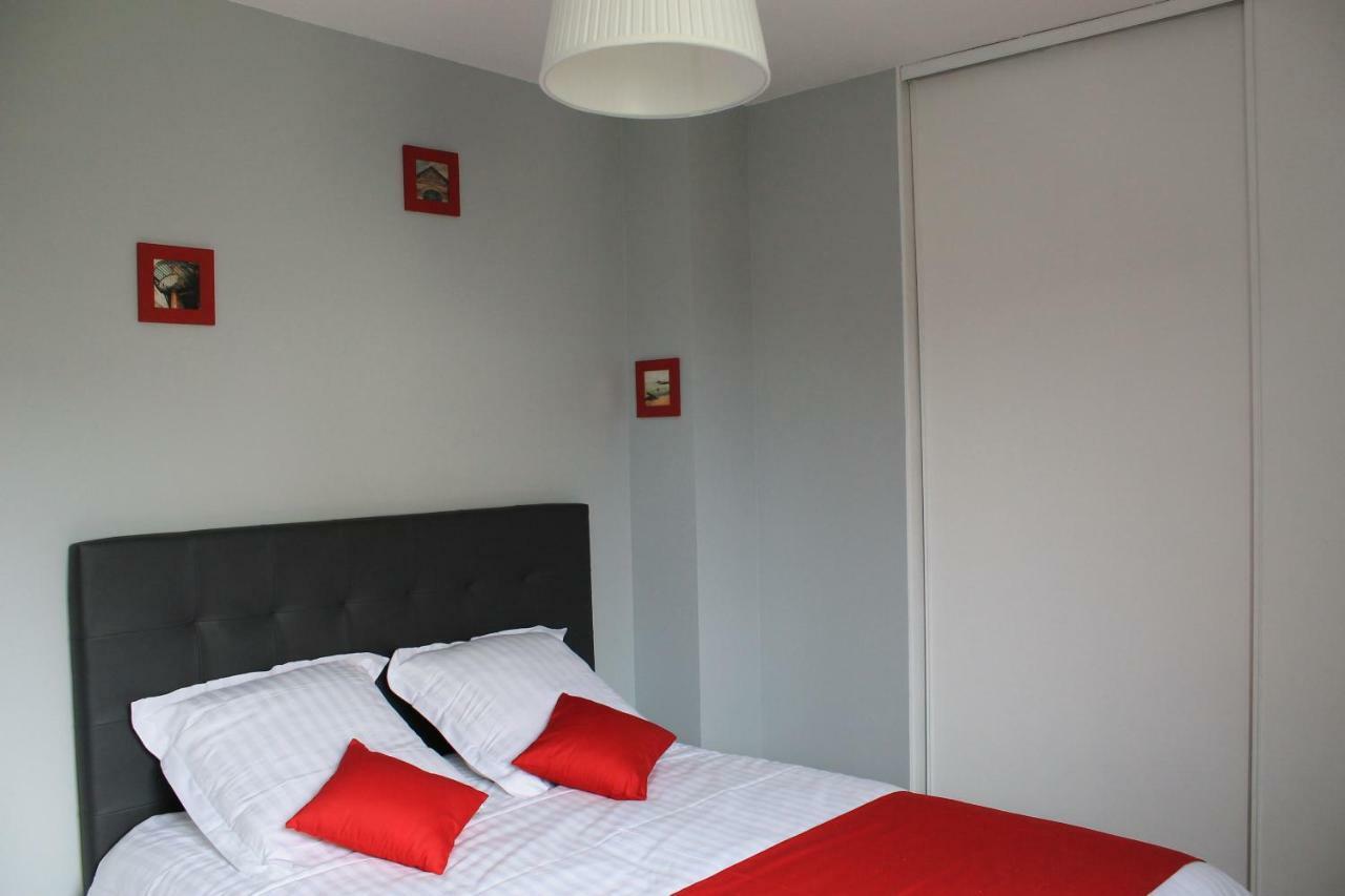 Ferienwohnung Le Petit Velotte - Un Cocon En Coeur De Ville Montbéliard Exterior foto