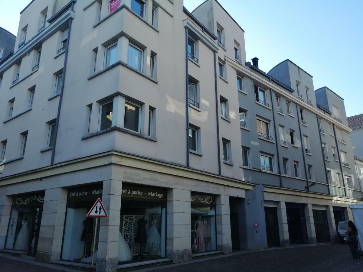 Ferienwohnung Le Petit Velotte - Un Cocon En Coeur De Ville Montbéliard Exterior foto